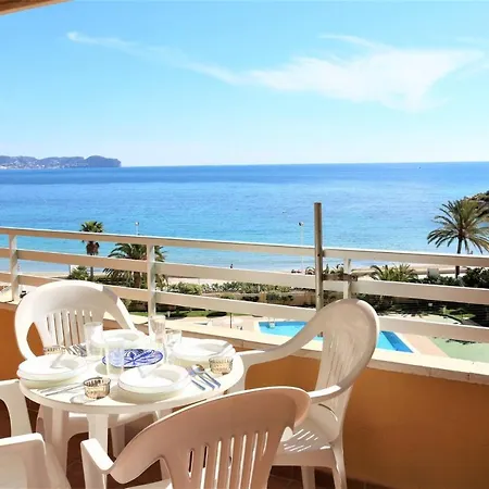 Apartment 1 Bedroom With Sea Views