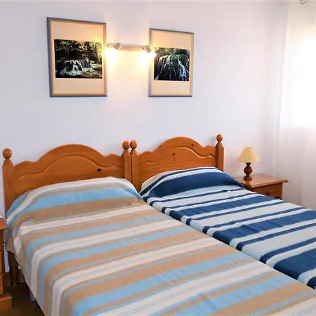 1 Bedroom With Sea Views *
